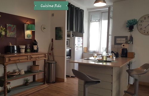 Saint-Maixent-l'Ecole House | Jeanne's is 79