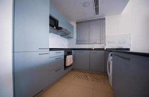 As Sifah Apartment | Jebel Sifah studio Apartment with Pool View