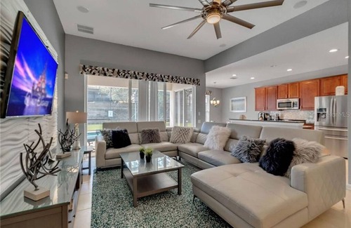 Windsor Hills House | Jedi Training Camp Top Rated 5 Star Villa