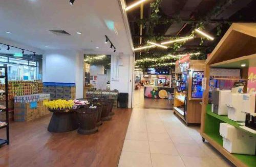 Batu Lintang Apartment | Jeff and Ricky Homestay26-Kozi Square