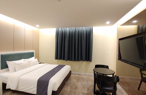 Aewol Hotel | Jeju Ilua Hotel