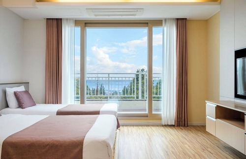 Daecheon-dong Hotel | Jeju M Resort