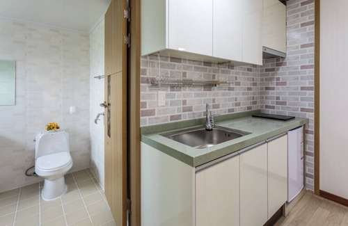 Jocheon House | Jeju Wayo Pension