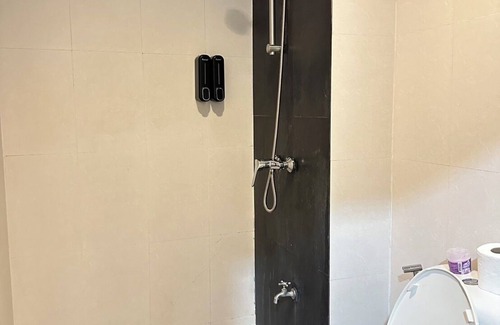 Patong Hotel | Jellyfish Residence