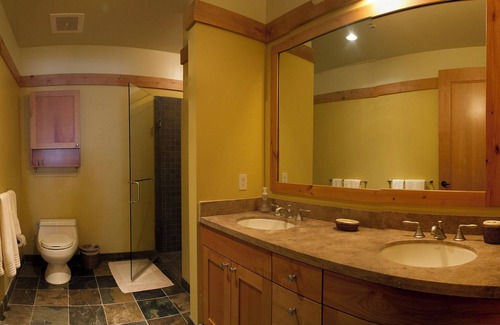 Sugar Bowl Resort Condo | Jerome Creek Lodge 215