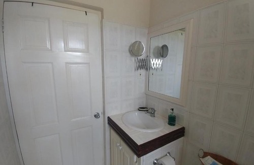 Oistins Apartment | JersonApartments