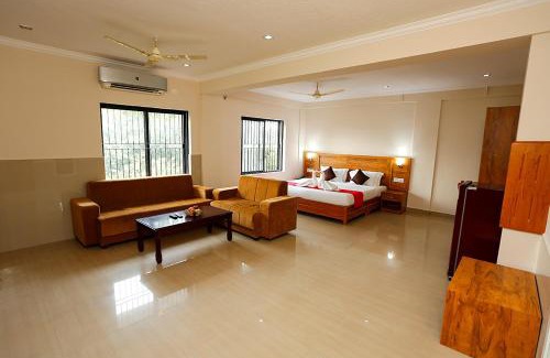 Sulthan Bathery Hotel | Jet Paark