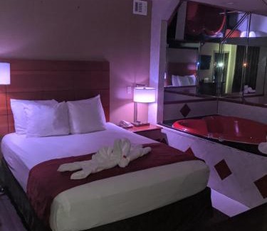 Queens Hotel | Jets Motor Inn