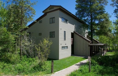 Teton Pines Condo | JHRL - Indian Paintbrush 1122, Located in Wilson, the perfect getaway