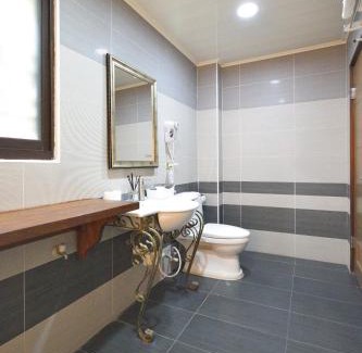 Chenggong House | Ji Li Ya Lan Homestay