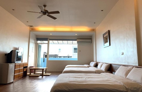 Toucheng Bed & Breakfast | Jia Ying Beach Resort B&B