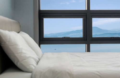 Dolsan-eup House | Jigeum Yeosu Ocean View Pension