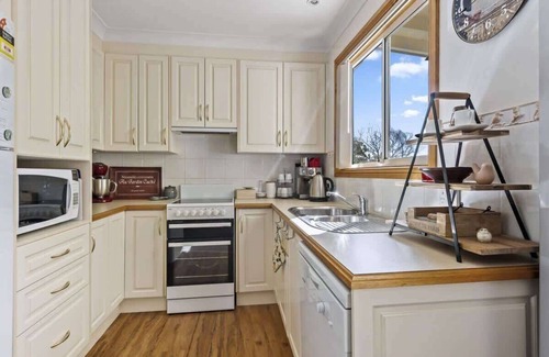 Narrawallee House | Jillbys House Summary