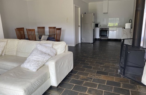 Jilliby House | Jilliby Guesthouse
