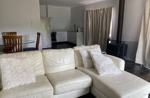 Jilliby House | Jilliby Guesthouse