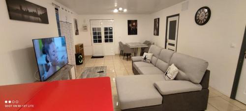 Le Lamentin House | Jimmyloc