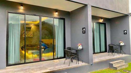 Kaeng Krachan Resort | JK Riverview Resort