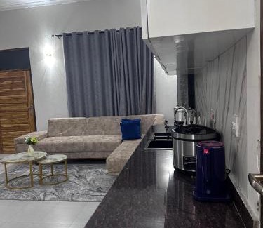 Dar es Salaam House | Jlynn retreat -2 Bed Rooms Apartment