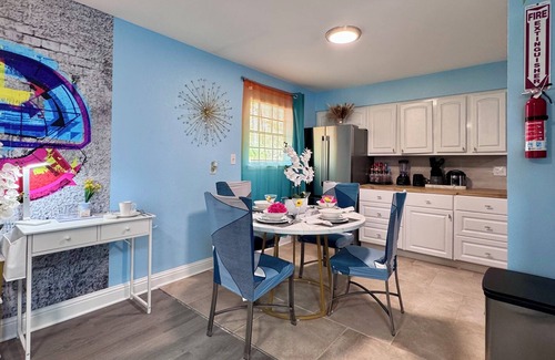 Gulfport House | Joan House, Sleep 12, Game Room, Beach, Casino