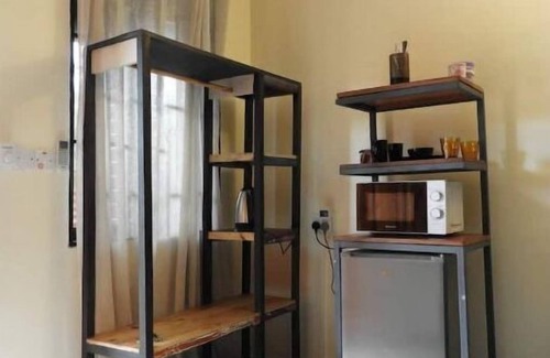 Mbezi Beach Apartment | Jogoo rooms4 comfy convenient Mbezi Beach Africana