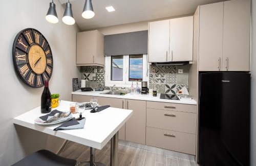 Aigio Apartment | John's city center roof studio flat -panorama view