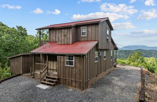 Del Rio House | John Wayne View cabin