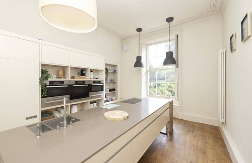 Bonnington House | JOIVY Exclusive house w/free parking