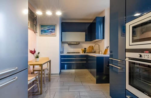 Cernobbio Apartment | JOIVY Superb Apt w/Private Courtyard and Garage in Cernobbio