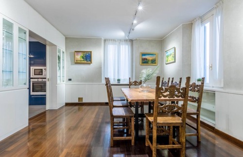 Cernobbio Apartment | JOIVY Superb Apt w/Private Courtyard and Garage in Cernobbio