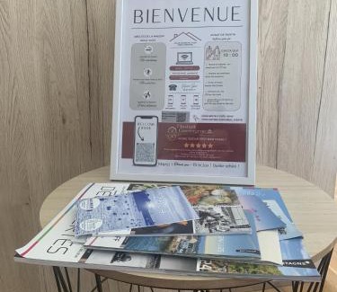 Carantec Apartment | Joli appartement avec balcon au pieds des commences et des plages