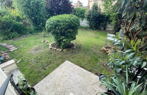 Saint-Prix Apartment | Joli studio indépendant et jardin