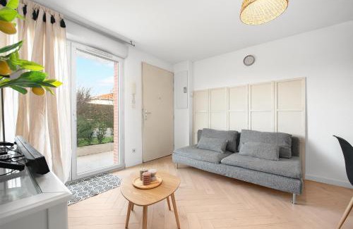 Lalande-Grand Selve Apartment | Joli T2 avec terrasse et Parking