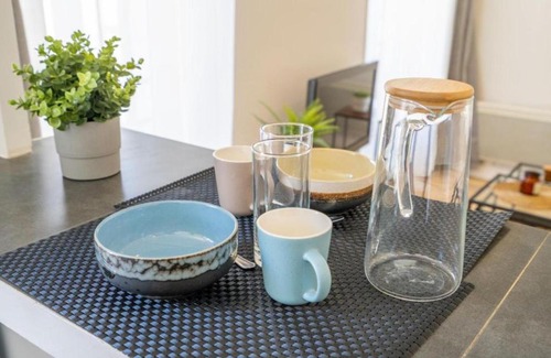 La Villette Apartment | Joli T2 quartier de la Joliette 2 min du tramway