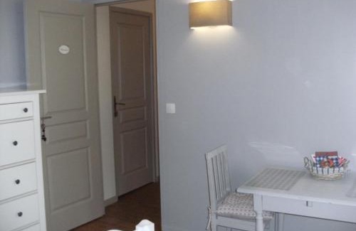 Basse-Normandie Bed & Breakfast | jolie chambre dans ancien corps de ferme
