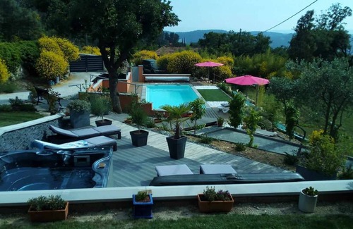 Draguignan Villa | Jolie Villa au Calme et Sans vis à vis Avec Piscine et Jacuzzi