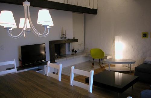 Nidau Apartment | Joline private guest apartment downtown Nidau