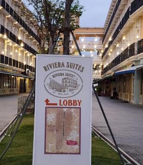 Malacca City Hotel | JOM at deRiviera Self check-in