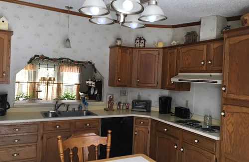 Thompson House | Jones Oaks: rural, private, kid friendly, near D&H Rail Trail, Elk Mtn