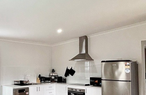 Connolly Villa | Joondalup Hidden Villa Gemma w Pool!