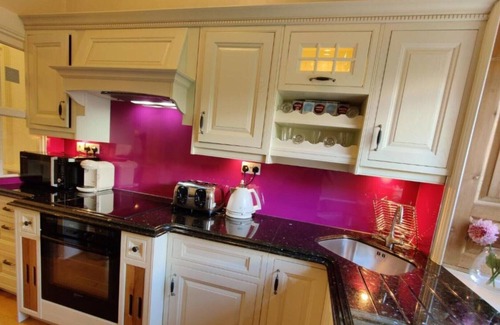 Buxton Apartment | Joseph Apartment - first floor apartment located in The Square