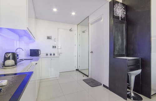 Lahug Apartment | Joseph's Place @ Avenir Condo w/NETFLIX