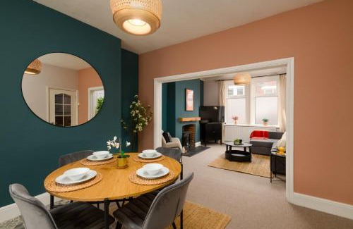 Barry House | Joseph Suite by Koya Homes - 3-Bedroom Home, Central High Street, Free Parking