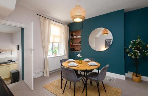 Barry House | Joseph Suite by Koya Homes - 3-Bedroom Home, Central High Street, Free Parking