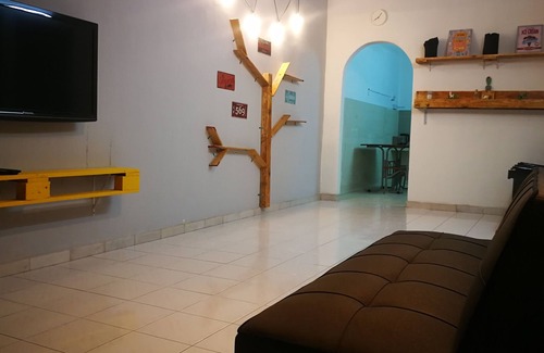 Taman Bercham Aman House | Josh's Garage 2.0 Lost World Tambun for 5~10pax