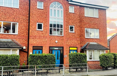 Golborne Apartment | Joy Apartment, Joy Apartment Golborne