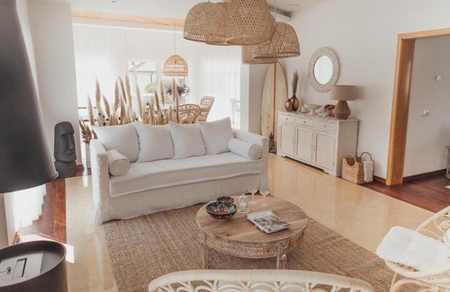 Sao Pedro de Muel Bed & Breakfast | Joy Beach House