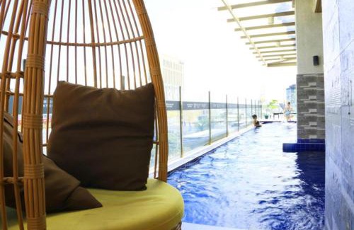 Mabolo Apartment | Joyful Hub with Netflix at Sunvida