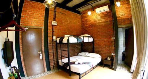 Kampung Kuchai Hotel | JQ Ban Loong Boutique Hotel