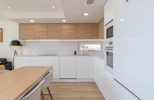 Pedregalejo Apartment | Juan Valera - Bellavista