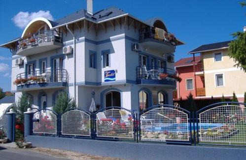Balatonfured House | Judit haus